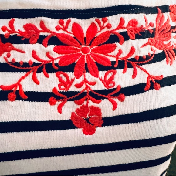 Kate Spade Broome Street Black/White Striped & Embroidered Top - Picture 12 of 16